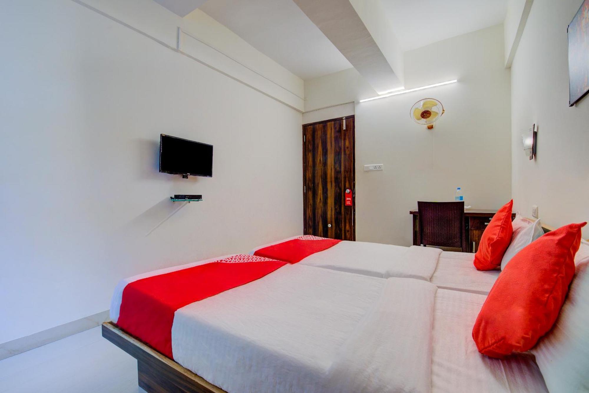 Hotel O Sairaj Lodge Méribel Village 외부 사진