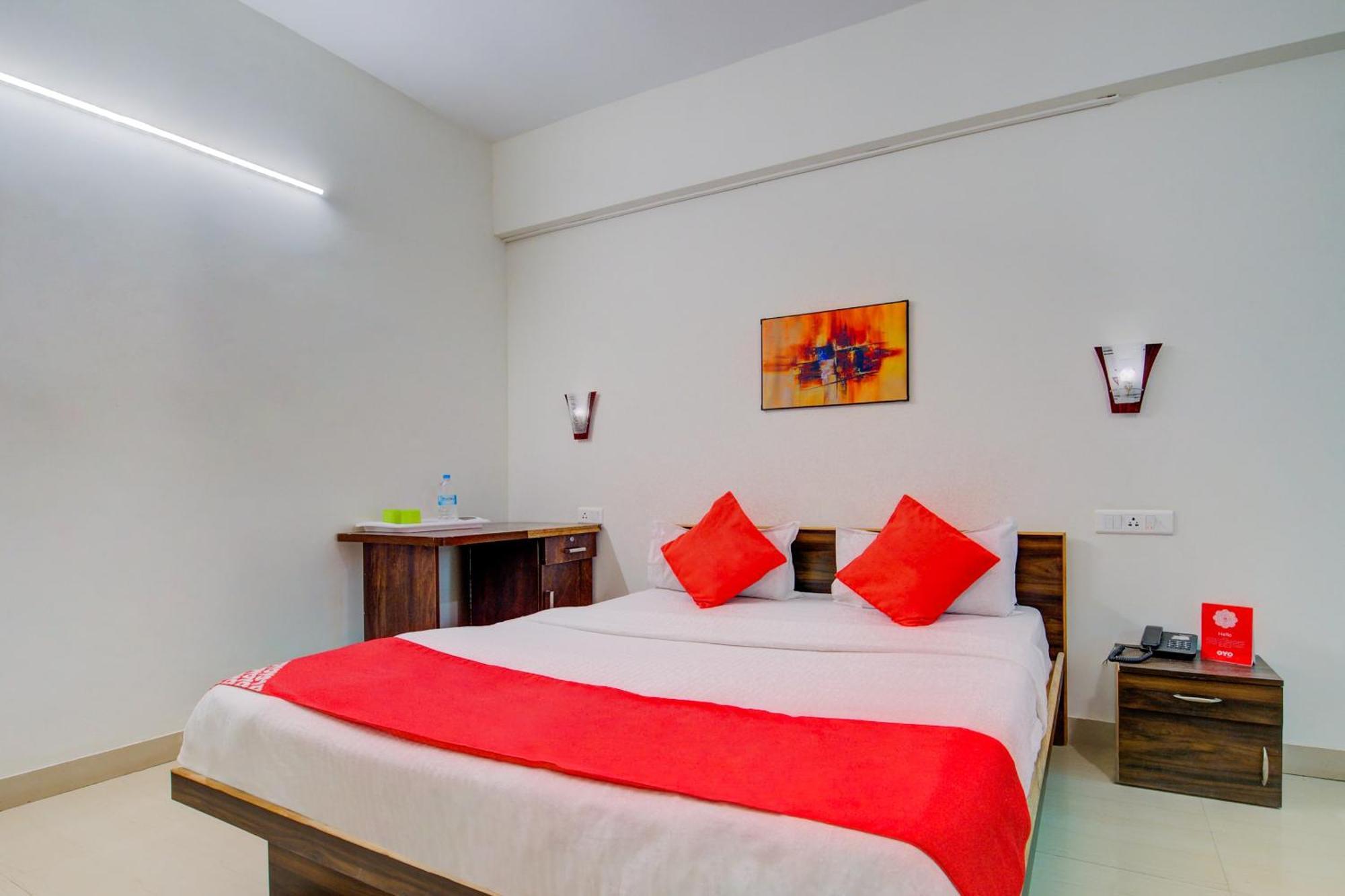 Hotel O Sairaj Lodge Méribel Village 외부 사진